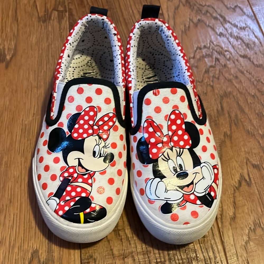 Minnie Mouse Slip-ons Size 2 - Picture 2 of 4